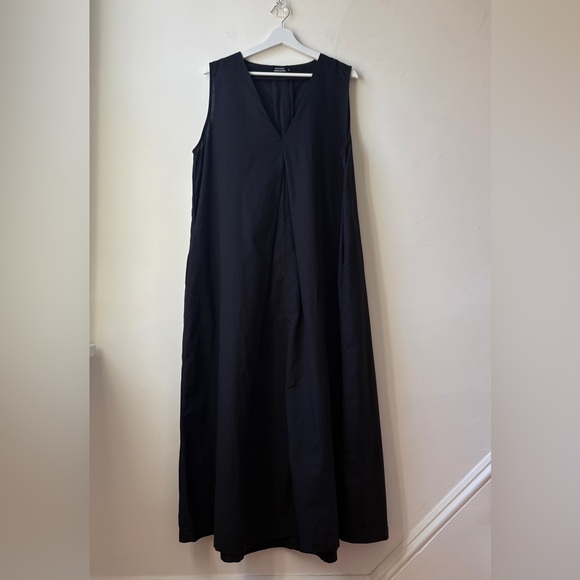Cotton/Linen Blend Sleeveless V-Neck Maxi Dress - Picture 10 of 10